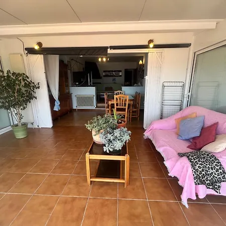 Ocean View House In The Heart Of Nature, 1000 M From The Dom wakacyjny